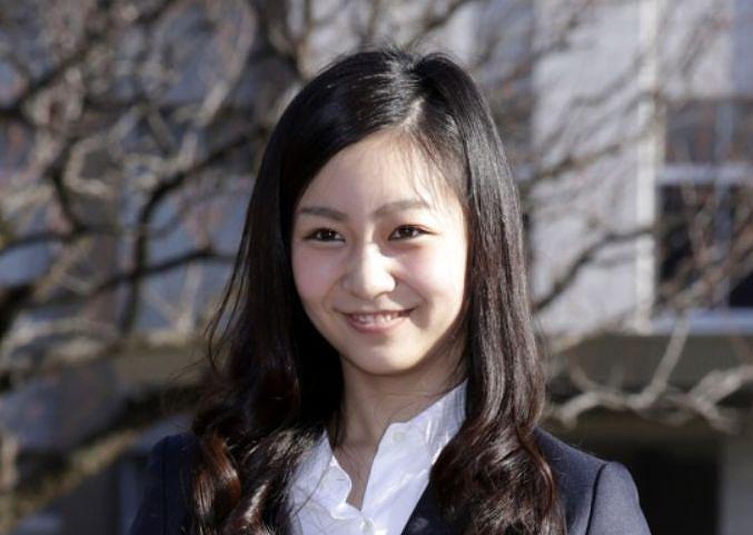 足立梨花の歴代彼氏は4人 交際詳細と現在は塩野瑛久と熱愛中 ネットブレイク